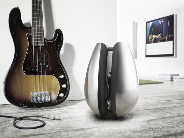 BeoLab 11 di Bang & Olufsen
