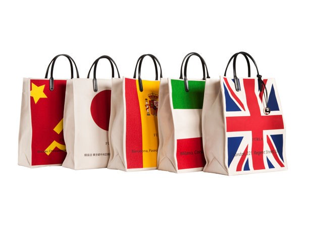 Flags Furla estate 2010