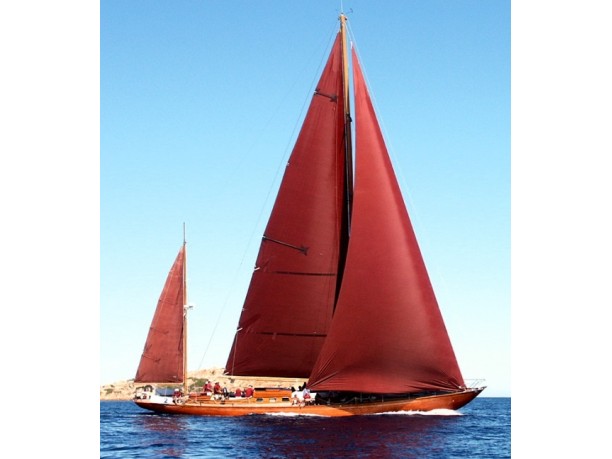 Classic Yacht di Agnelli in vendita