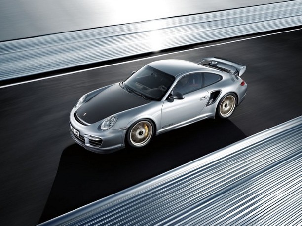 Alcantara e Porsche