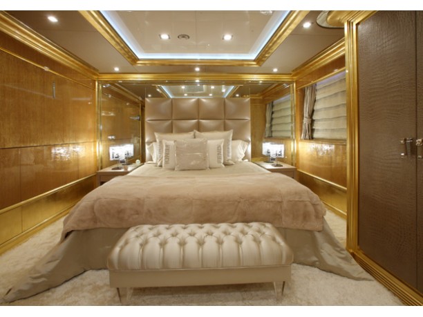 Lady Lara by Benetti e Fendi Casa