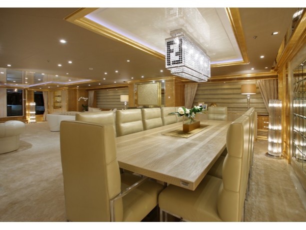 Lady Lara by Benetti e Fendi Casa
