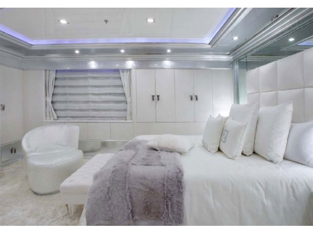 Lady Lara by Benetti e Fendi Casa