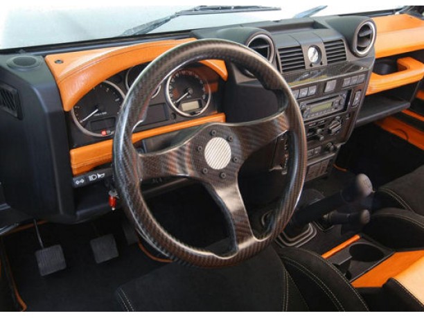 Land Rover Defender by Atelier Aznom