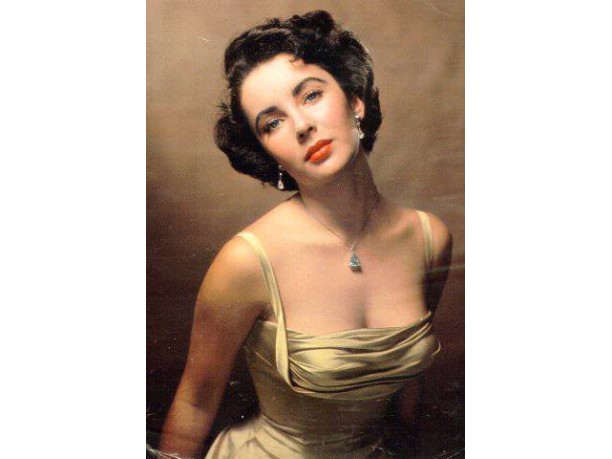 Angelina Jolie Cleopatra come Elizabeth Taylor