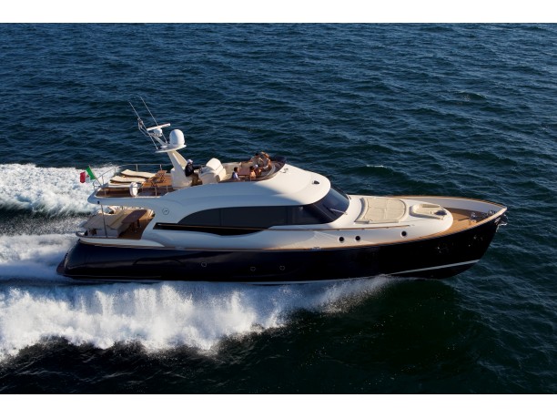 Mochi Craft Dolphin 74′ Cruiser