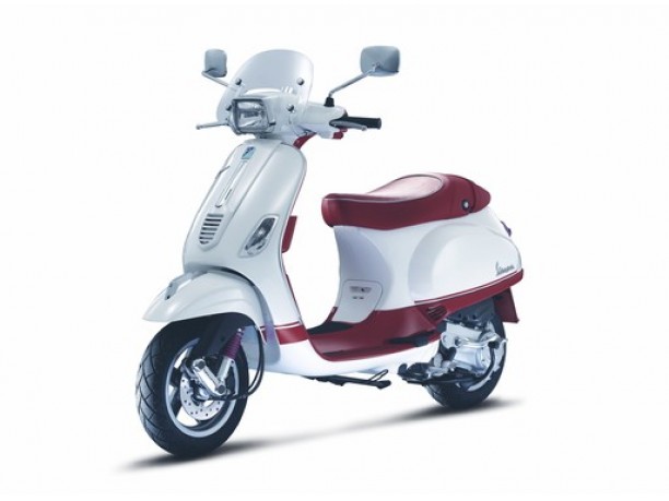 Vespa S College