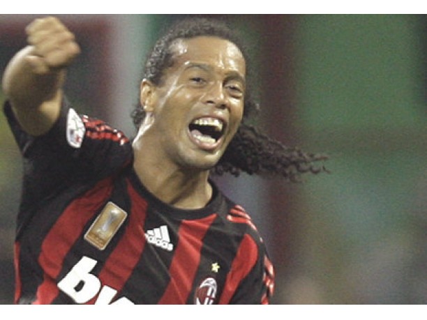Ronaldinho si mette con la ex di Adriano