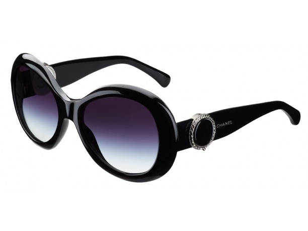 Occhiali Chanel collezione Bouton