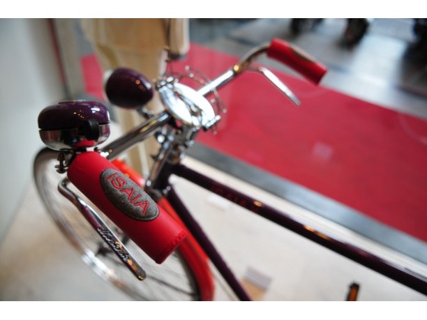 Bicicletta Montante elegante by ISAIA