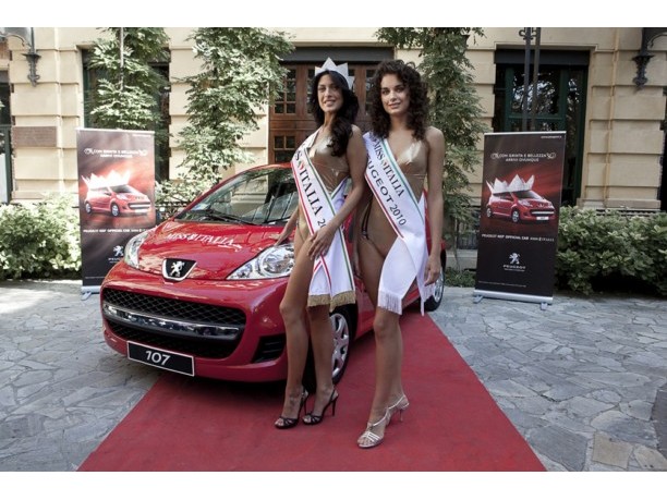 Miss Italia 2010 e Peugeot 107