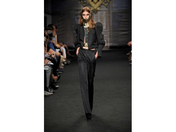Francesco Scognamiglio primavera-estate 2011 a Milano Moda Donna