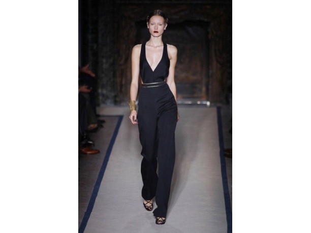 Yves Saint Laurent primavera-estate 2011 alla Paris Fashion Week