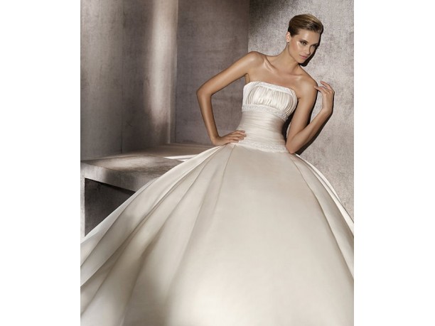 Abiti da sposa Pronovias collezione 2012