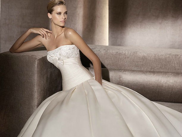 Abiti da sposa Pronovias collezione 2012