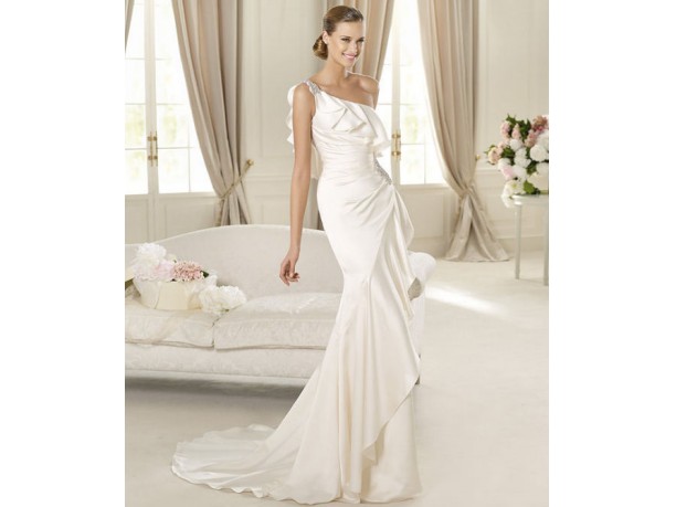 Abiti da sposa Pronovias Pre-Collezione 2013