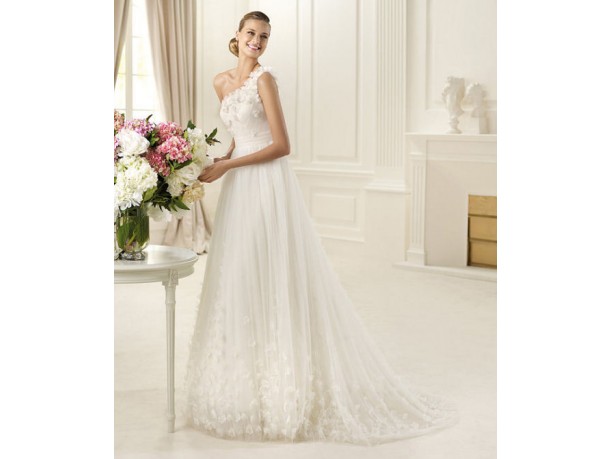 Abiti da sposa Pronovias Pre-Collezione 2013