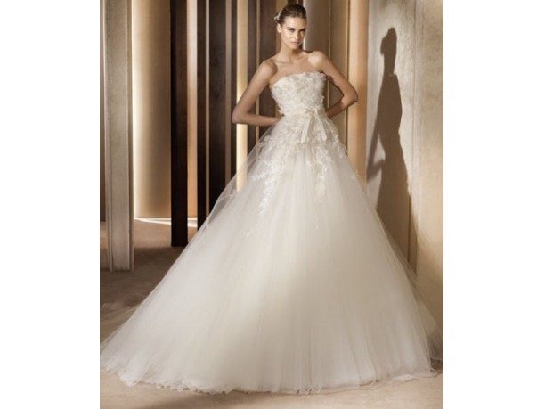 Abiti da sposa Elie by Elie Saab collezione 2012