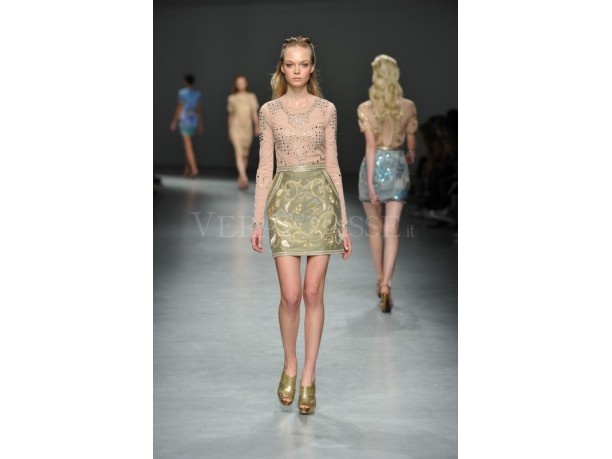 Angelo Marani Sfilata alla Milano Fashion Week 2011