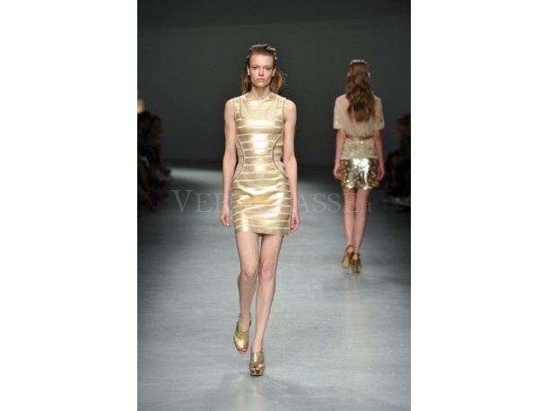 Angelo Marani Sfilata alla Milano Fashion Week 2011