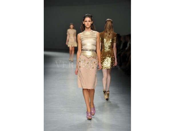 Angelo Marani Sfilata alla Milano Fashion Week 2011