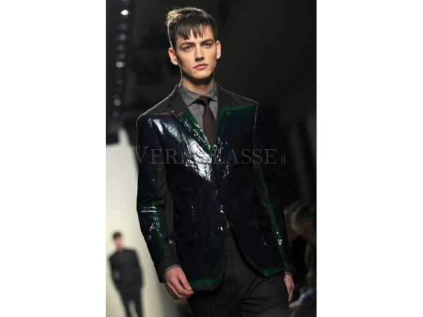 Bottega Veneta presenta la collezione autunno-inverno 2012-2013.