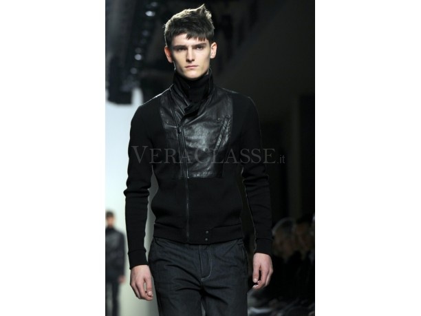 Bottega Veneta presenta la collezione autunno-inverno 2012-2013.