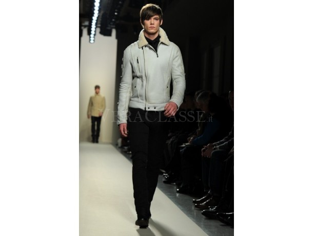 Bottega Veneta presenta la collezione autunno-inverno 2012-2013.