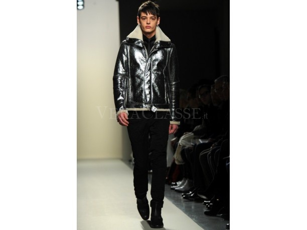 Bottega Veneta presenta la collezione autunno-inverno 2012-2013.