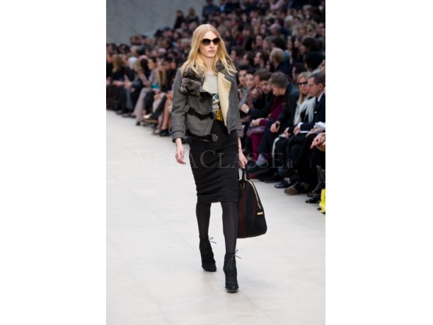 Burberry Prosum collezione donne autunno inverno 2012/2013