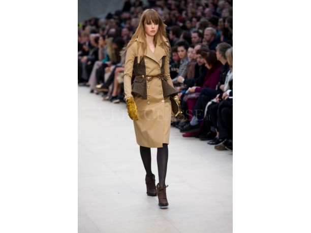 Burberry Prosum collezione donne autunno inverno 2012/2013