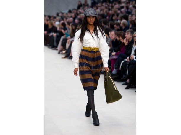 Burberry Prosum collezione donne autunno inverno 2012/2013