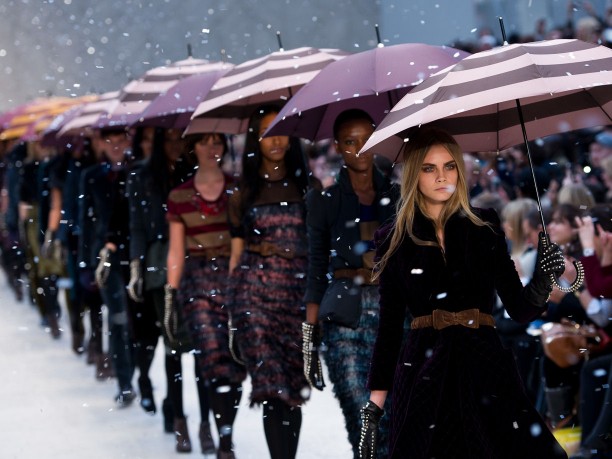 Burberry Prosum collezione donne autunno inverno 2012/2013