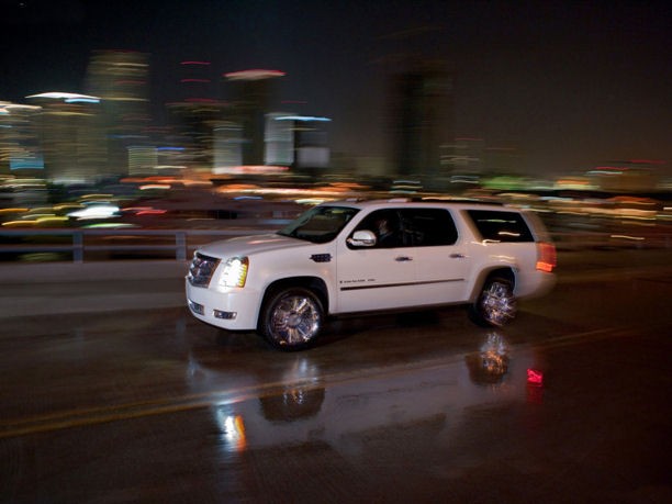 Cadillac presenta in Europa l’Escalade Platinum Edition