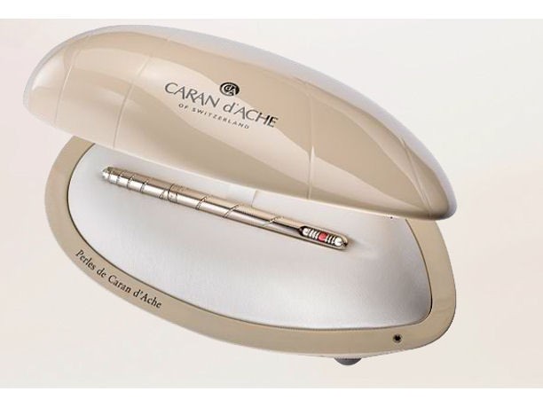 Caran D’Ache presenta Perles, nuova penna di stile
