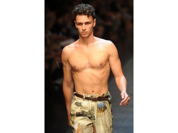 Dolce & Gabbana collezione moda uomo primavera estate 2013