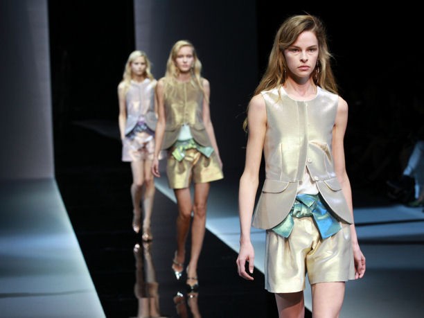 Emporio Armani collezione primavera estate 2013
