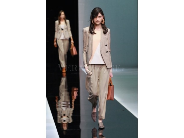 Emporio Armani collezione primavera estate 2013