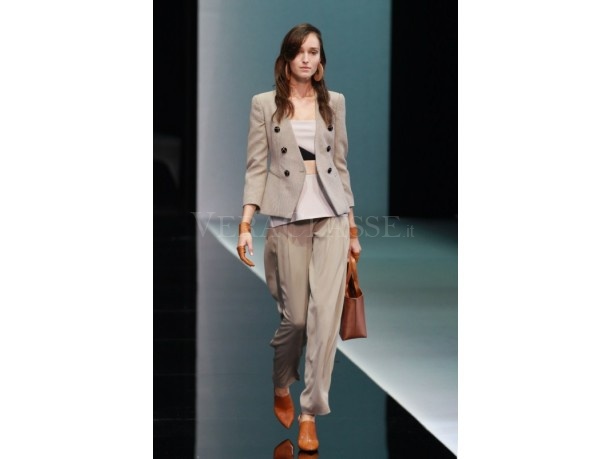 Emporio Armani collezione primavera estate 2013