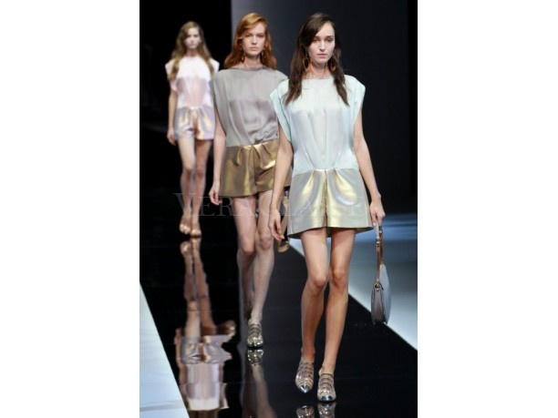 Emporio Armani collezione primavera estate 2013