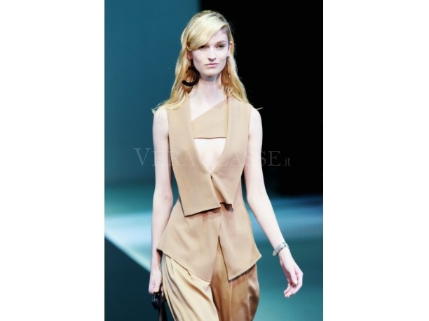 Emporio Armani collezione primavera estate 2013