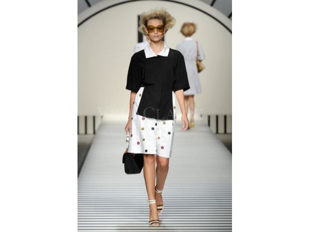 Foto sfilate Milano Fashion Week settembre 2011