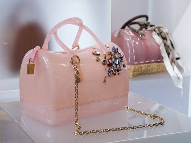 Furla collezione primavera estate 2012