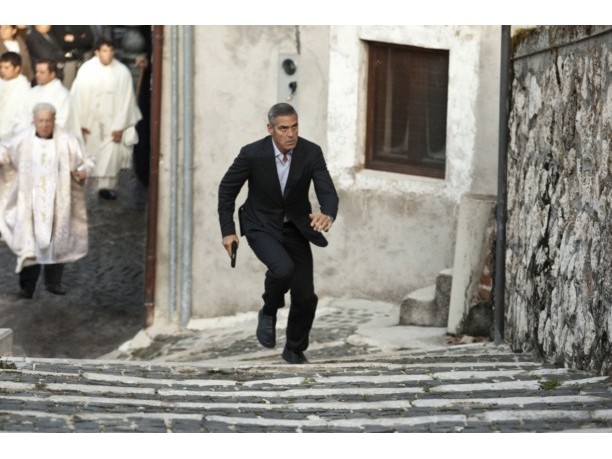 Clooney già finito l’amore con la lottatrice di wrestling