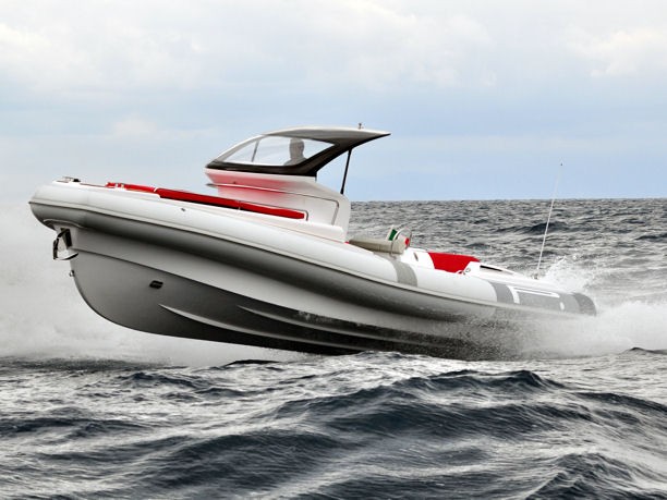 Il gommone Pirelli PZERO 1100
