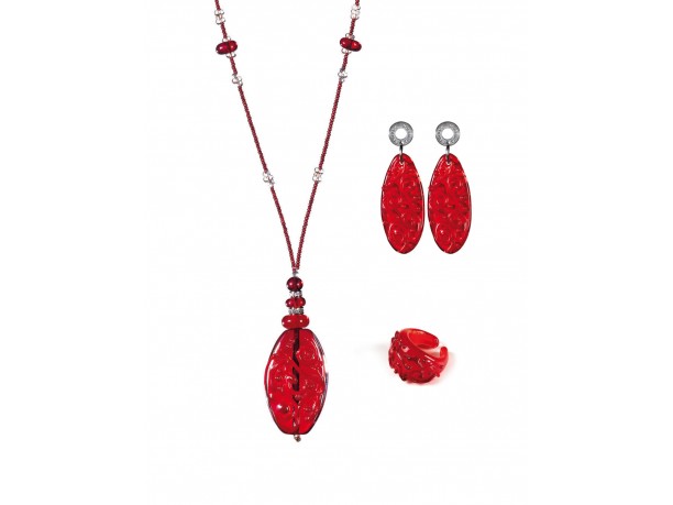 Il rosso è il colore del Natale 2011