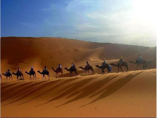 Il Sahara tunisino esplorato a bordo di un SUV
