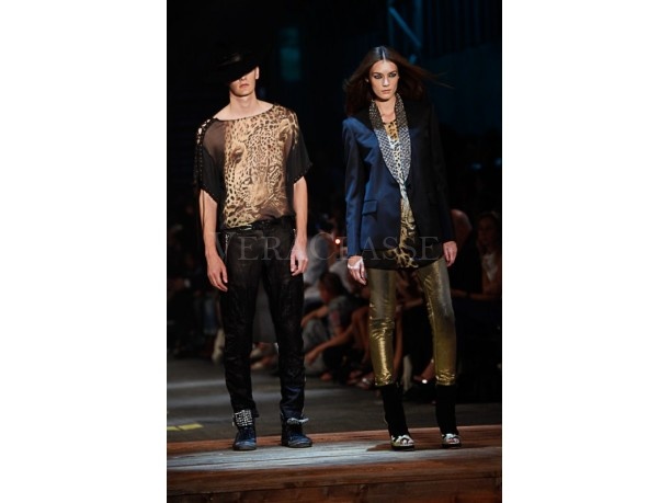 Just Cavalli sfilata primavera estate 2012