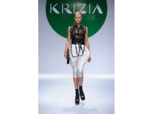 Foto sfilate Milano Fashion Week settembre 2011