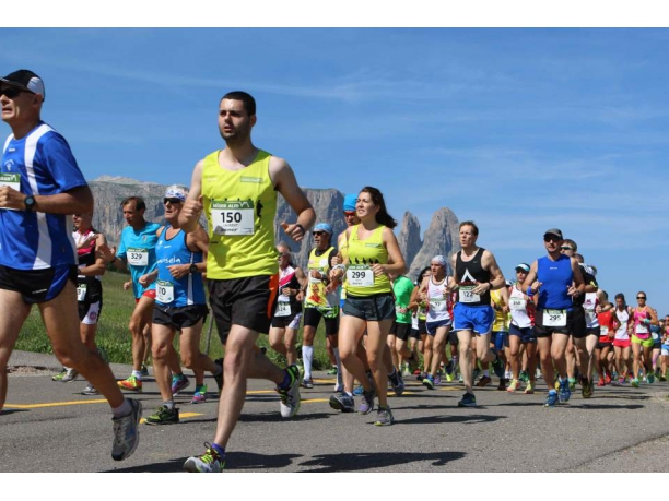 La Mezza Maratona all’Alpe di Siusi, il 5 luglio 2016 si corre tra le montagne più belle d’Italia